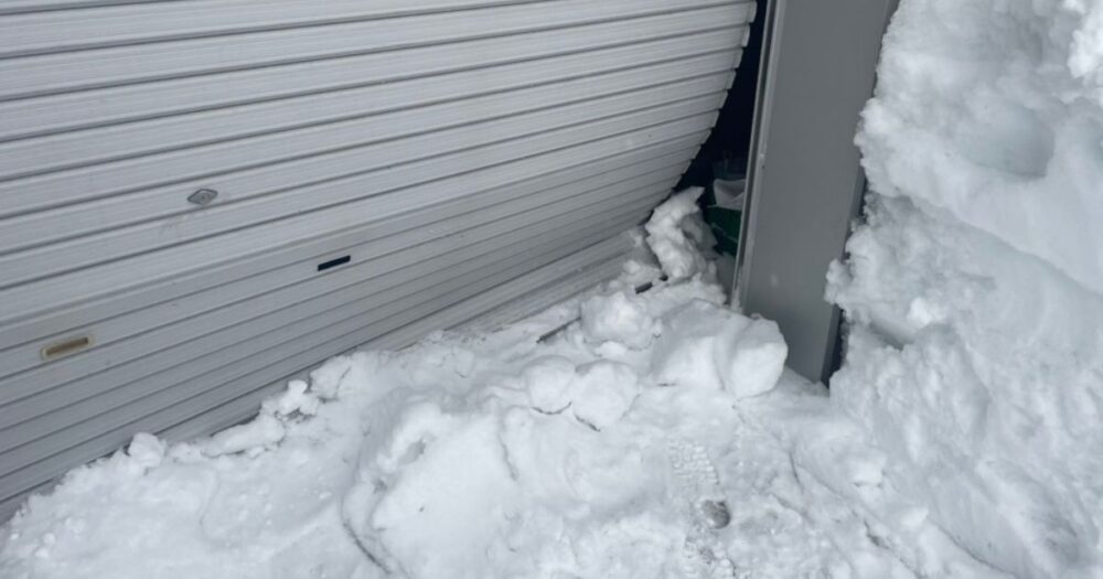 雪の被害のイメージ